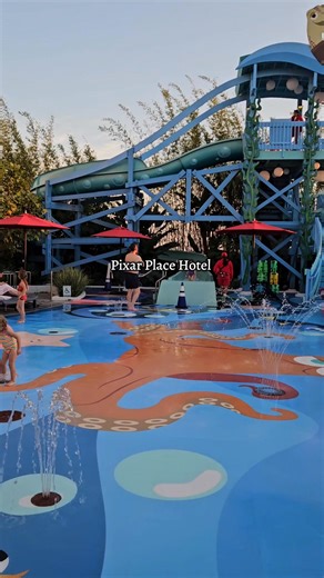 🏨 Pixar Place Hotel at Disneyland – Where Pixar Magic Begins! ✨ Looking for a hotel that keeps the Disney magic going even after the parks close? Pixar Place Hotel is full of colorful, playful touches inspired by your favorite Pixar movies. Here’s what you need to know: 🔹 Rooms & Decor: Each room features Pixar-themed designs from Toy Story to Cars. Oversized toys, bright colors, and playful details make it a favorite for families. 🔹 Location: Just minutes from Disneyland Park and Disney Cali