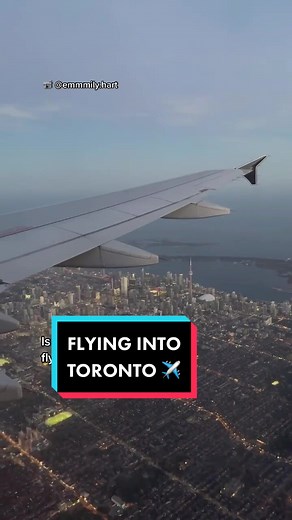 Flying into Toronto: Aerial Views and Plane Landing