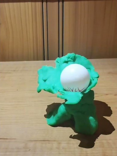 claymation creation 2 green(stopmotion with clay)