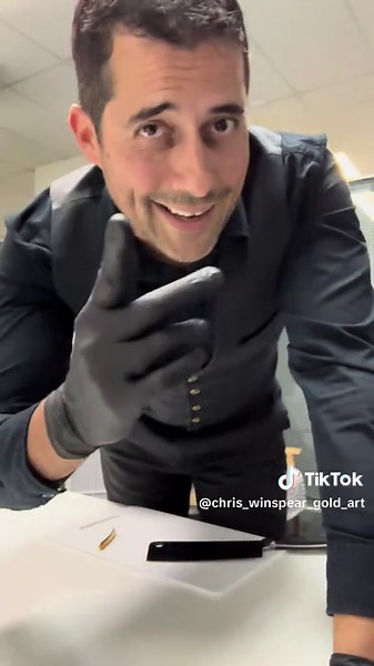 Cutting Gold: A Unique Artistic Journey