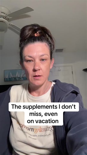 These are a few of my daily supplements that support energy, metabolism, and brain health: NMN, Berberine, and Auri Daily Mushroom Gummies. ✨ NMN supports healthy aging by helping boost NAD levels, which are important for cellular energy and mitochondrial function. ✨ Berberine is often called “nature’s metformin” because it can help support healthy blood sugar levels, metabolism, and gut health. ✨ Auri Mushroom Gummies contain functional mushrooms like Lion’s Mane, Reishi, and Cordyceps that may
