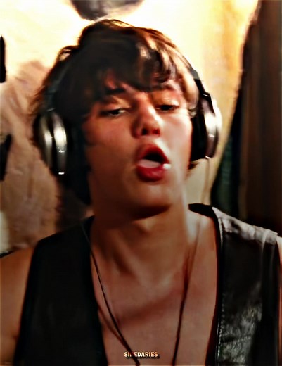 that's rock & roll bro #rodrickheffley #rodrickheffleyedit #diaryofawimpykid #diaryofawimpykidedit #fyp #viral