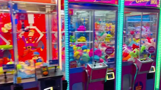 Castlecade is officially open here at Valley View Mall! Bonus: games are 1/2 off on Wednesday’s. Come check it out! 🕹️ 🎉 | Valley View Mall