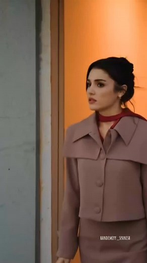 6.7K views · 4.4K reactions | Meyra Aksel en @askvegozyasiatv por @atvturkiye  Hande Erçel ATV #handemiyy #handeerçel #aşkvegözyaşı #barişarduç #meysel | Handemiyy Spanish | Facebook