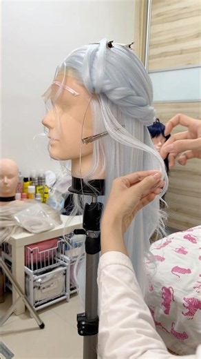 here’s how to style floating hair pieces! venat from ffxiv #cosplay #wigs