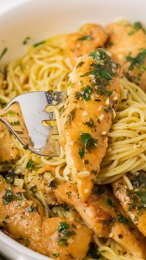 My family loves my homemade chicken scampi. I make it at least 2 to 3 times a month. It’s one of our favorites. This night I only had a pound of chicken and it was thin sliced chicken breast. Usually I use chicken tenderloins, but it still works with other cuts! Tender chicken tossed in a rich buttery garlic and lemon sauce served over spaghetti. It’s simple, full of flavor, and perfect for busy weeknights. 💛 Chicken Scampi Ingredients Chicken All-purpose flour Cornstarch Parsley Basil Oregano 