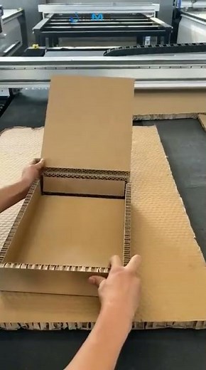 CNC Cardboard / Honeycomb Board Cutting Machine