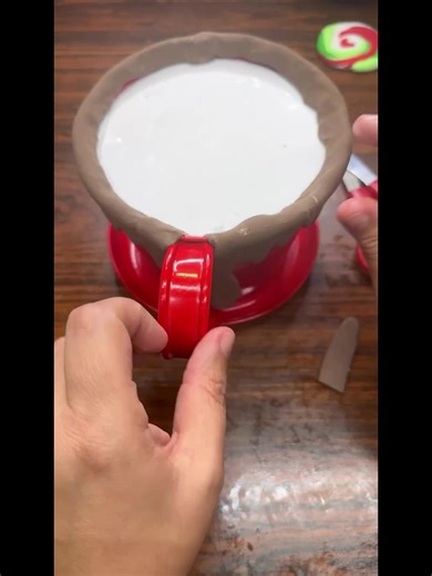 1.5K reactions · 284 shares | Gingerbread Man Tutorial‼️‼️. Let ma know if you’ll be making one‼️. Happy Crafting 殺 | Crafty Canadian Gal | Facebook