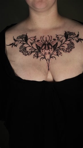 Guess how long it took me to do this chest piece👀 #patattooartist #naturetattoo #illustrativetattoo #painterly #blackandgreytattoo #chesttattoo
