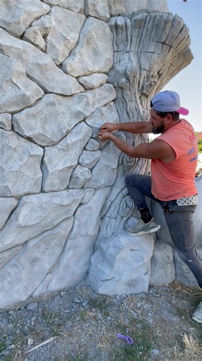 A beautiful restaurant made of architectural concrete.Watch the full video on my channel #skulpture