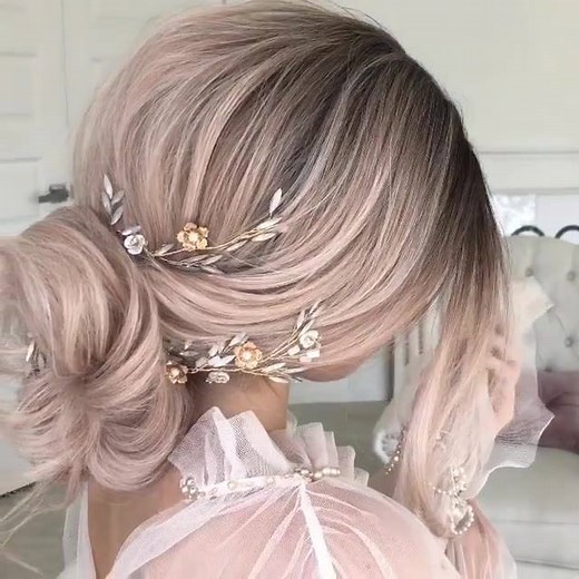 Wedding hair GOALS 💖🌸 | boohoo.com