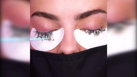Steps To Eyelash Extension Removal
