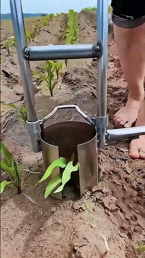 Plant Transplanter Tool – Smart Solution for Seedling Transfer #smartfarming #gardeningtips