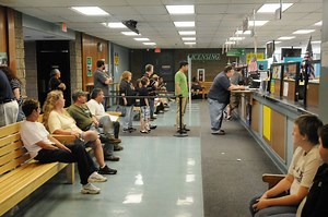 Massachusetts Registry of Motors Vehicles announces that insurance agents can now renew and reinstate vehicle registrations online