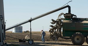 5 Tips for Staying Safe While Handling Manure - Pork Checkoff