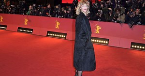Derbe Boots, Minikleid & Spitzendetails – ihr Berlinale-Look ist außergewöhnlich