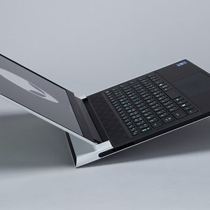14型・厚さ14.5mmでRTX 3060＆第12世代Core！これぞ“真”のモバイルゲーミングノート「Alienware x14」 - 週刊アスキー