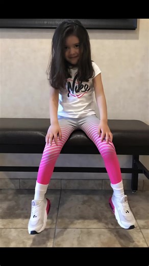 {{ Little Princesses }} (@....tyd2)’s videos with sonido original - cris_dy8