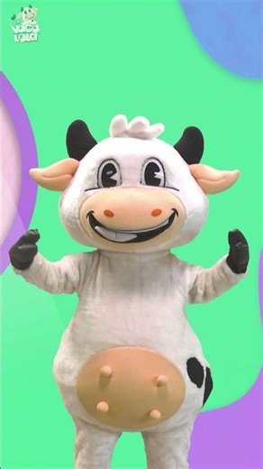 ☕ Dance "I'm a Cup" with Lola the Cow! 🐮