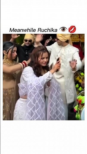 Always helping others 🤗😇‪@triggeredinsaan‬ #fukrainsaan #ruchikarathore #triggeredinsaan #shorts