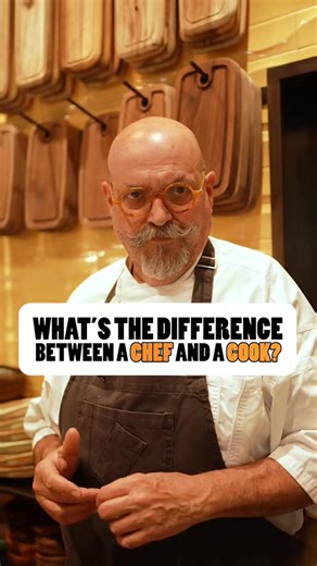 13K views · 313 reactions | What’s the difference between a Chef and a Cook! #korean #recipes #cook #food #AmaZing #streetfood #girlfriend #style #stylish #love #life #adsonreels #smile #entertainment #enjoy #reelsfb #reelitfeelit #reels2023 #reelsfypシ #foryou #fitnessmotivation #followers #fypシ #video #viralvideo #relax #chef #mom #family #drink #health | Massimo Capra | Facebook