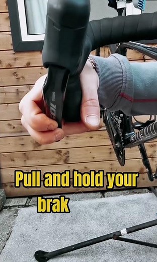 How to adjust hydraulic disc brakes - in 10 seconds! #BikeRepair #bike