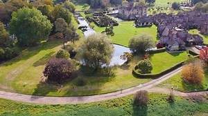 Check out this promo video for the Castle Run Series. Don't forget to use the code TRAIL5 for a £5 discount if you decide to enter. | Trail Running UK