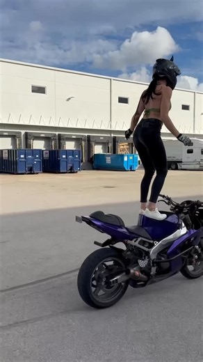 R O B Y N 💎 on Instagram: "😈💓 What do you desire in 2026? I desire more wheelies & more travel! 2025 I stayed home a lot, & my soul is desiring more adventures. 🥰 So, I’ll make it happen. Psst, if you haven’t already noticed… I’ll be sharing more of my off bike adventures via my stories this year. Hope y’all enjoy. 🤿 ⛰️"