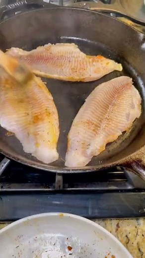 How to make Louisiana Blackened Catfish ⏰ One Minute Recipe