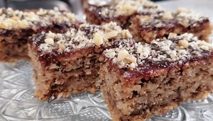 Brzi kolač sa jabukama NA ČAŠE - mekan kao pena