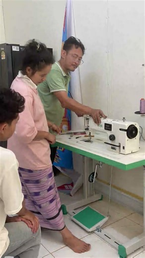 ร้านแม่ขะจานจักรเย็บผ้า 086 355 4659 จังหวัดเชียงราย