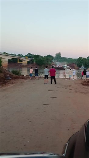 Situação Difícil do Balsa Rio Piquiri