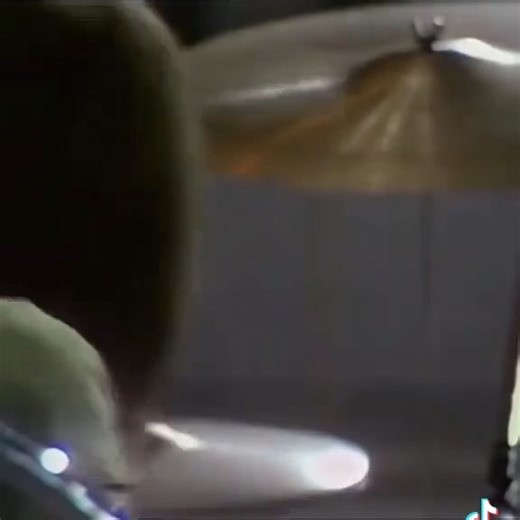 Led Zeppelin "Comunication Breakdown" #ledzeppelin 💖💖💖 | Alexandra Hendrix