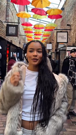 Camden Market on Instagram: "Only in Camden Market… Follow @camdenmarket if you love Amy 🥹"