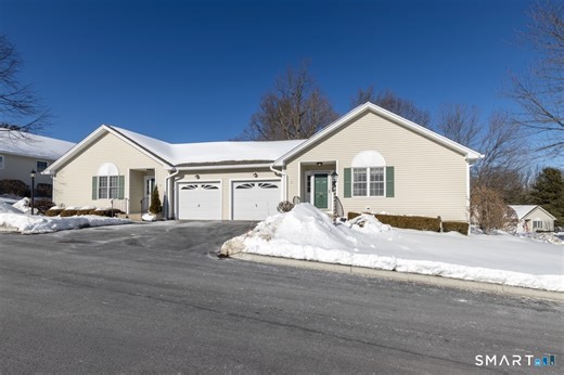 71 Cider Mill Ln, Trumbull, CT 06611 - MLS 24152135 - Coldwell Banker