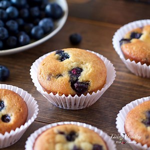 Blueberry Muffin Recipe (Gluten and Grain-Free, Dairy-Free, Paleo, low-carb) The FULL video and recipe are on my blog - link below. https://livinghealthywithchocolate.com/desserts/paleo-blueberry-muffin-grain-free-gluten-free-low-carb-997/ 📌 Save recipe: https://www.pinterest.com/pin/398005685788979994/ | Living Healthy With Chocolate