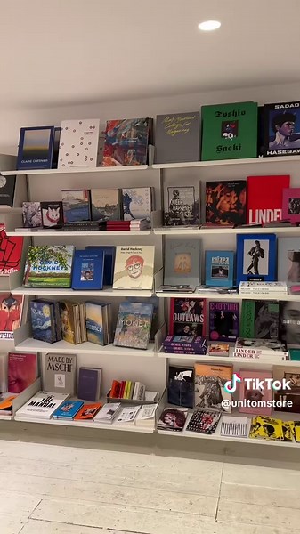 Explore the Coolest Independent Bookstore Experience