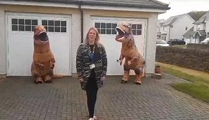 2.7K views · 98 reactions | ⭐⭐ Makaton Sign of the Week ⭐⭐ This week's sign is dinosaur! 練秊 See if you can find a picture of a dinosaur in a book and try the sign yourself! Watch 'Singing Hands' read and sign a book about dinosaurs too! https://youtu.be/zBa_rvNEqSw #wetalkMakaton #Signoftheweek @Makatoncharity @Singinghands | NHS Tayside Children and Young People's Speech and Language Therapy Service | Facebook