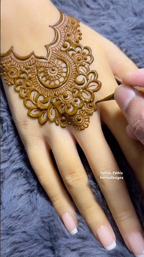 Pretty Hennadesign #fullhandmehndi #bridalmehandi #dulhanmehndi #hennadesign #hennatutorial