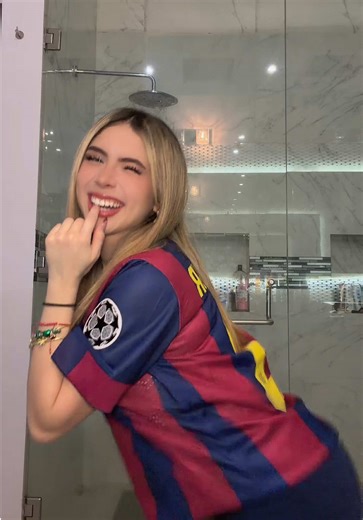 Bailes de Karen Torres: Diversión y Estilo en México