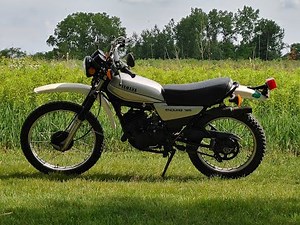 1980 Yamaha DT125G / DT125 first rips!
