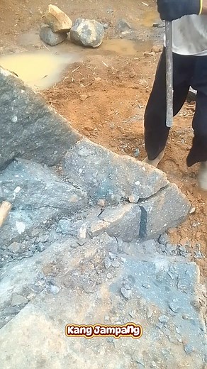 NATURAL STONE Technique for Dismantling Large Stone Corners #natural_stone #naturalstone #tradisional_manufacture #back_to_nature #stone_quarry #stone #quarry #diy #tutorial | Kang Jampang