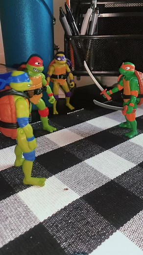 #actionfigures #riseoftheteenagemutantninjaturtles #tmnt2012 #tmntactionfigures #tmntedit #tmnt #ninjaturtles #stopmotiontmnt #tmntmutantmayhem