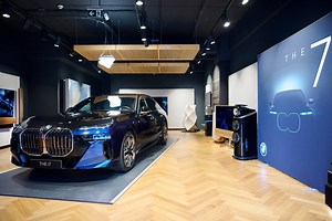 2023 BMW i7 Electric Sedan Arrives In Romania To Meet The Press