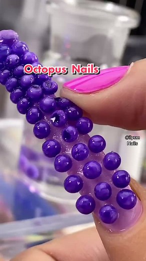 Turning BOBA NAILS into an Octopus 🙆🏻‍♀️ 🐙 #nails #nailtutorial #acrylicnails #beautyhacks