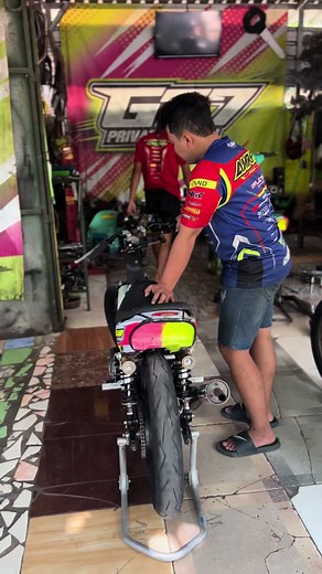 Motorcycle Setup and Racing Tips from G7 Garage