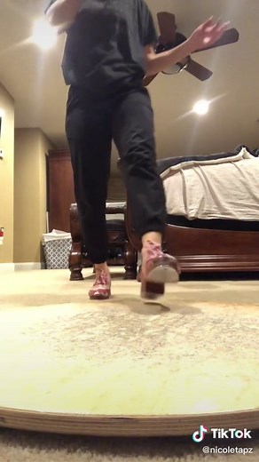 I had a dream I was doing single toe wings so I got up and tried it. Sound familiar @officialdramahqueen ? #MyStyle #tapdance #wings