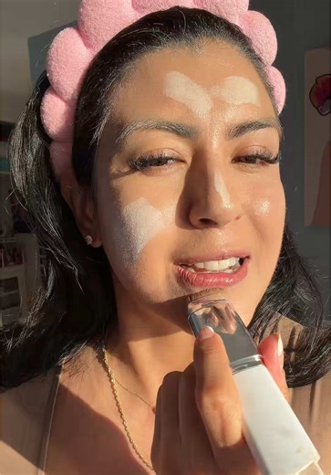 Color Changing Foundation for Brown Skin