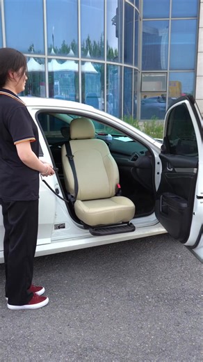Swivel Car Seats for Disabled Individuals Explained