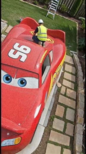 I built Lightning McQueen as a swimming pool 🏎️💦